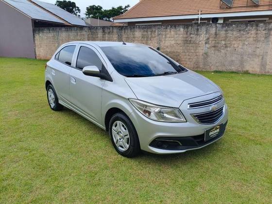 CHEVROLET ONIX 1.0 MPFI LOLLAPALOOZA 8V FLEX 4P MANUAL CHEVROLET ONIX 1.0 MPFI LOLLAPALOOZA 8V FLEX 4P MANUAL